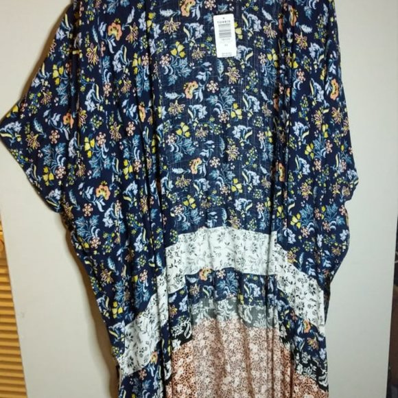 TORRID MIXED FLORAL PRINT GAUZE LONGLINE KIMONO - Picture 4 of 4